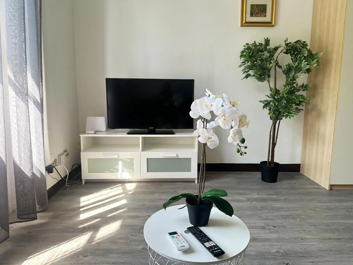 Bwr - Bilocale Vicino Navigli, Via Foppa Apartment Milan